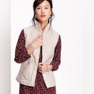 Old Navy Cream Quilted Vest Ivory  Medium